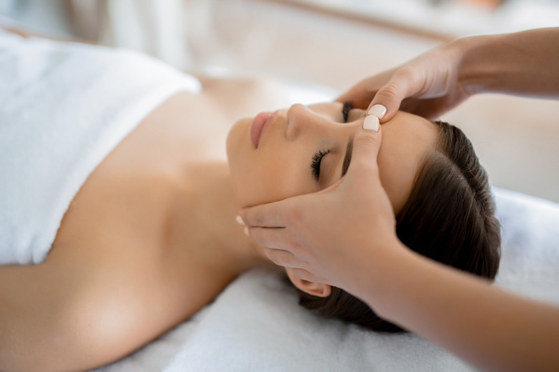 Hydrating Face Massage